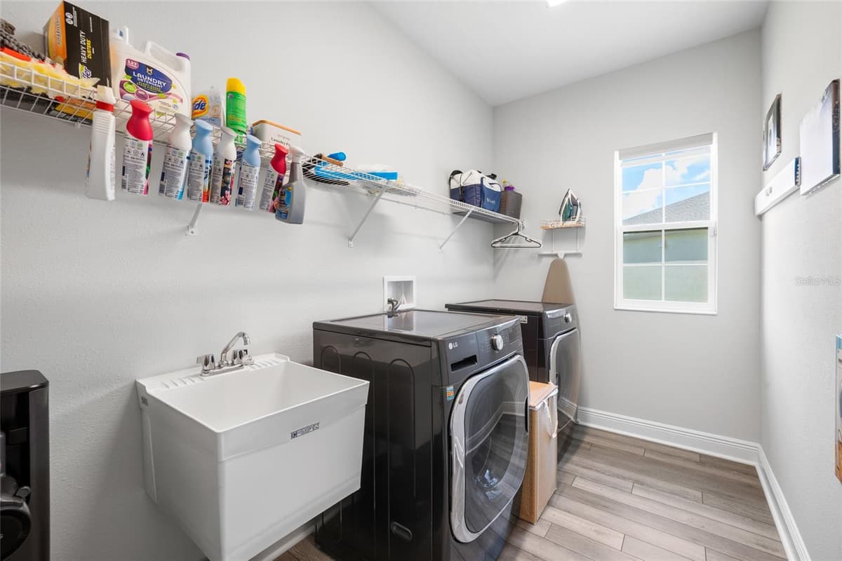13098 WELLSPRING DRIVE — photo 34 of 58