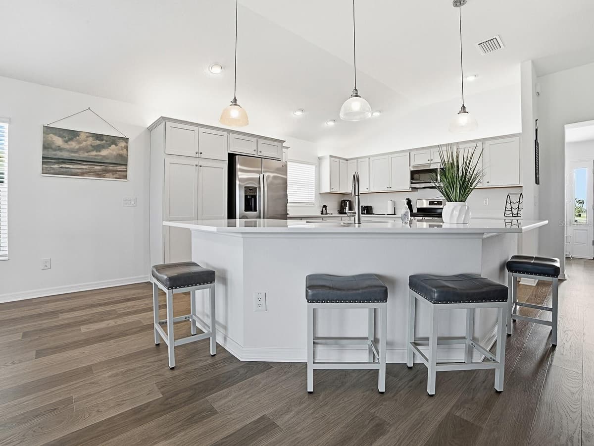 7274 CARLOS COURT — photo 12 of 57