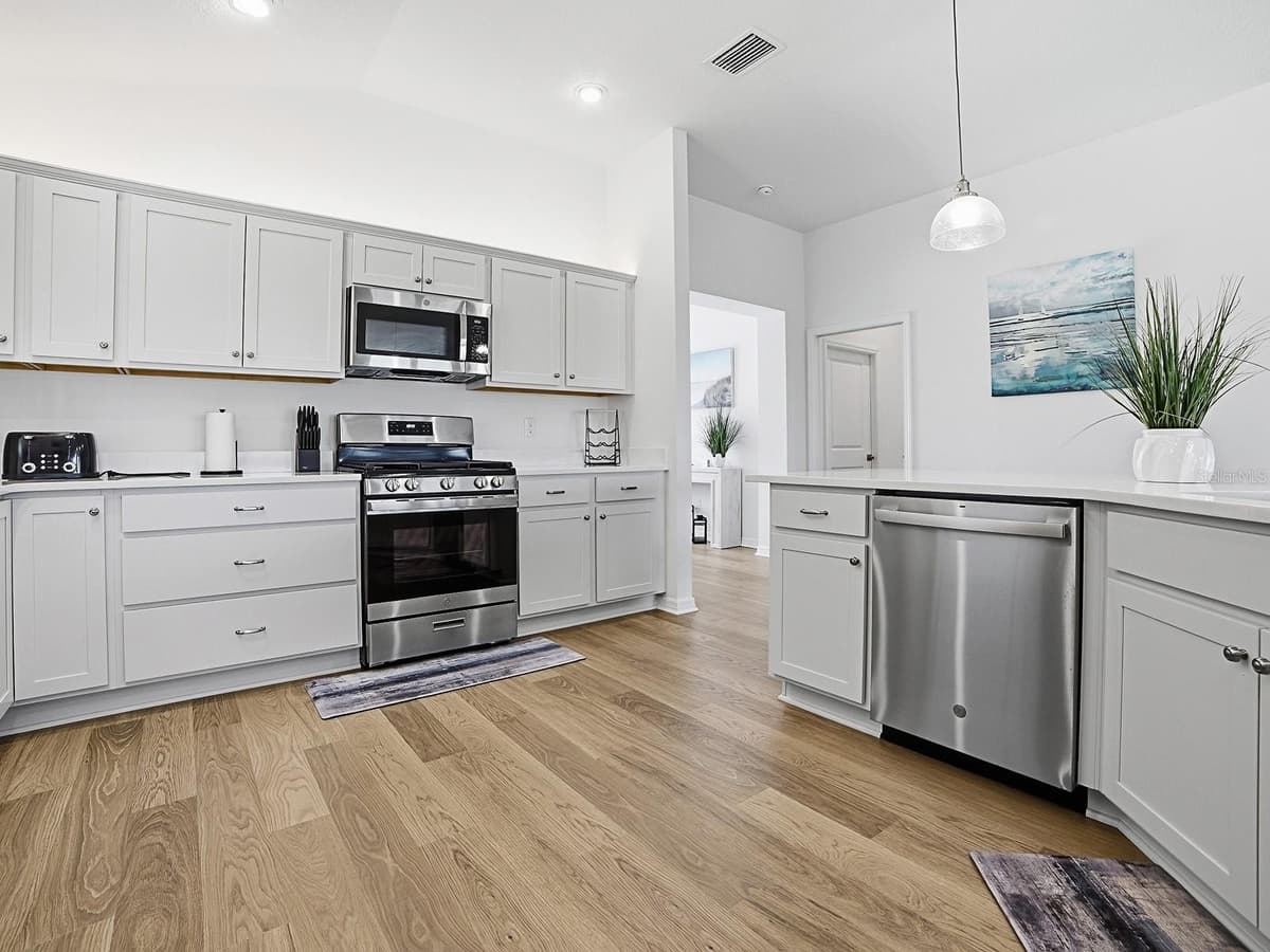 7274 CARLOS COURT — photo 14 of 57