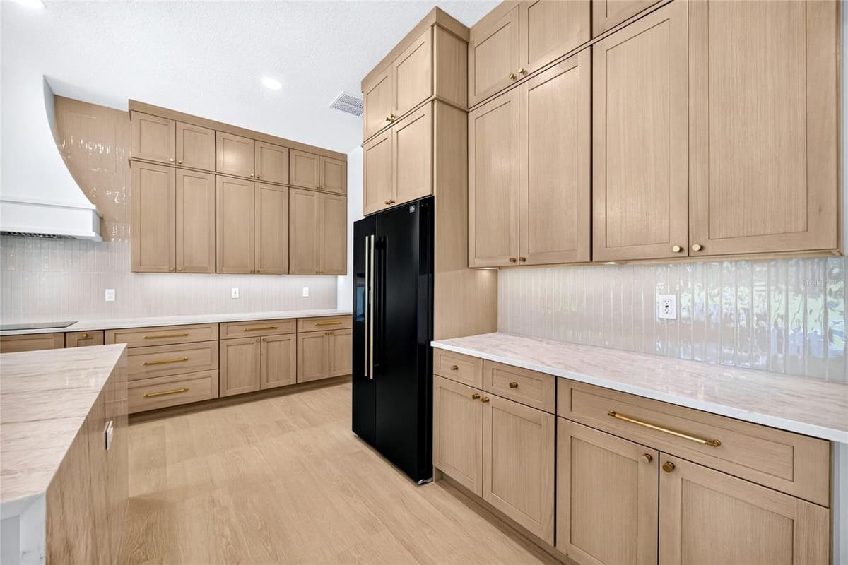 14800 MIM PLACE — photo 24 of 84