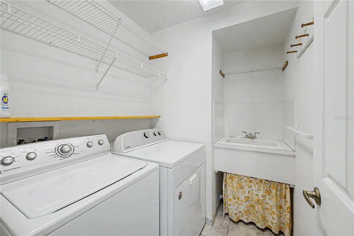 11430 KINGSTREE COURT — photo 49 of 63