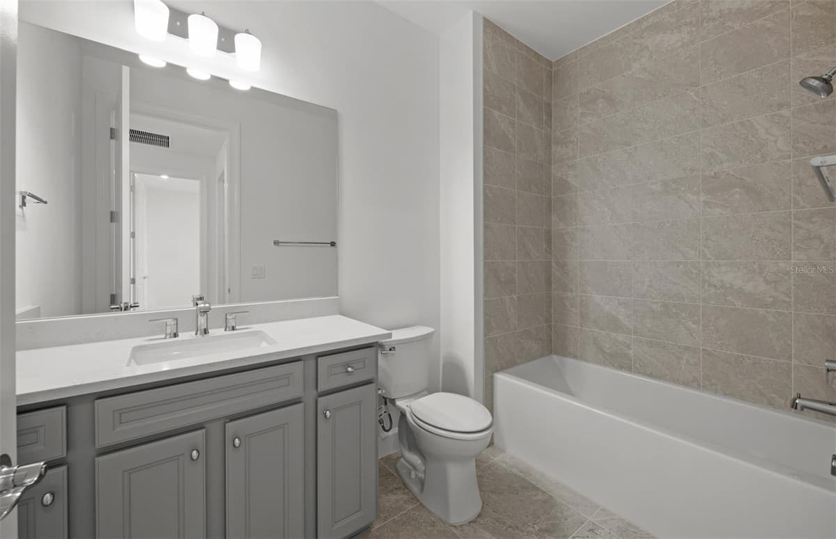 18604 HARBOR SANDS PLACE — photo 16 of 20