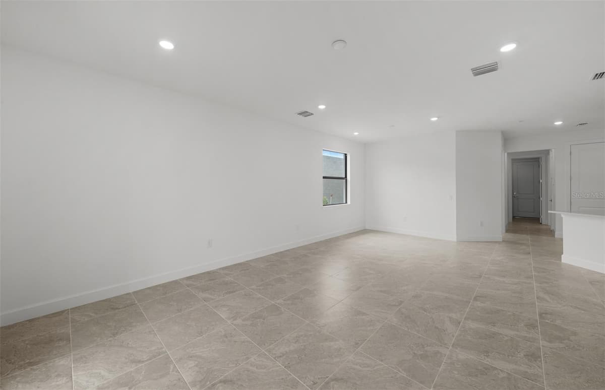 18604 HARBOR SANDS PLACE — photo 10 of 20