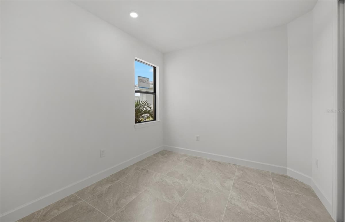 18604 HARBOR SANDS PLACE — photo 15 of 20