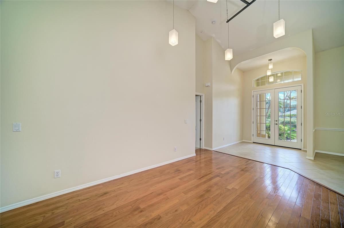 6401 KYLIE CREEK WAY — photo 17 of 71