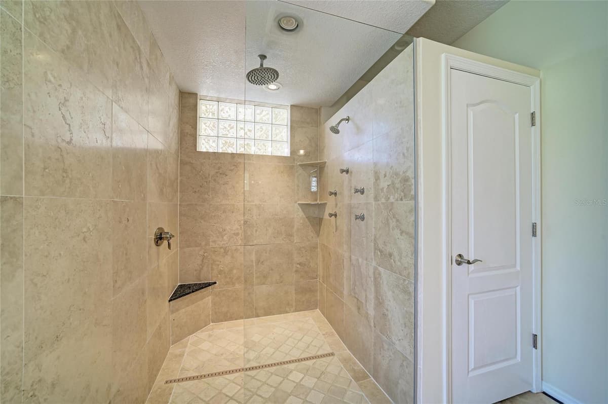 6401 KYLIE CREEK WAY — photo 39 of 71