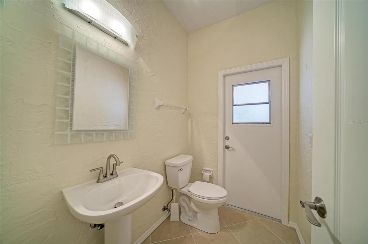 6401 KYLIE CREEK WAY — photo 44 of 71