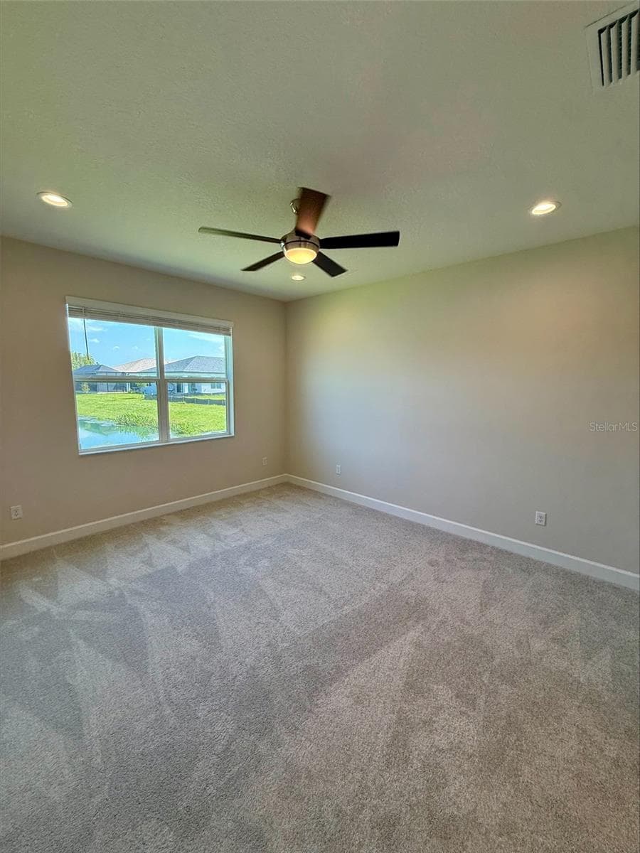3419 MALTA AVENUE — photo 6 of 13