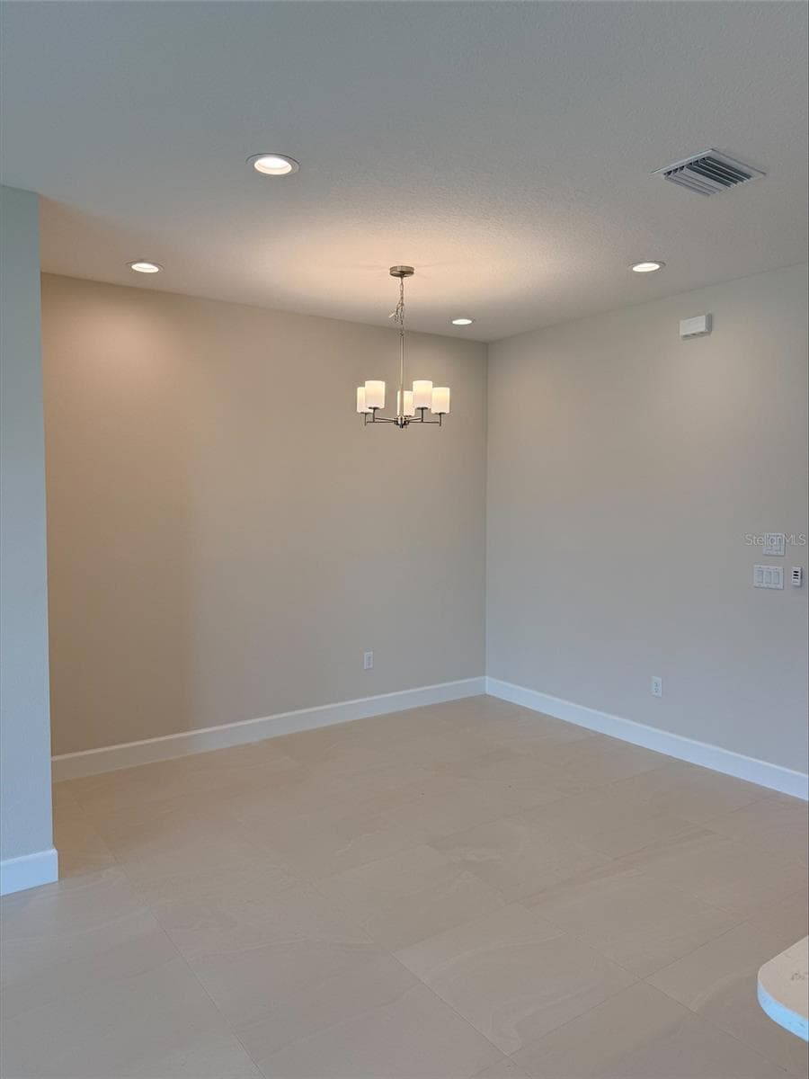3419 MALTA AVENUE — photo 8 of 13
