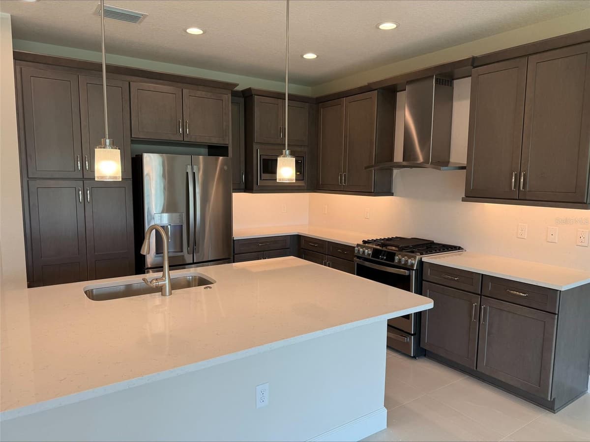 3419 MALTA AVENUE — photo 9 of 13