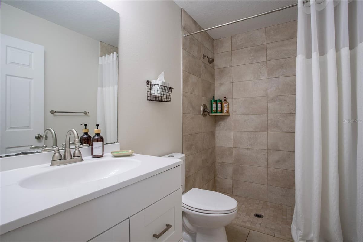 1202 DEWEY STREET — photo 20 of 30