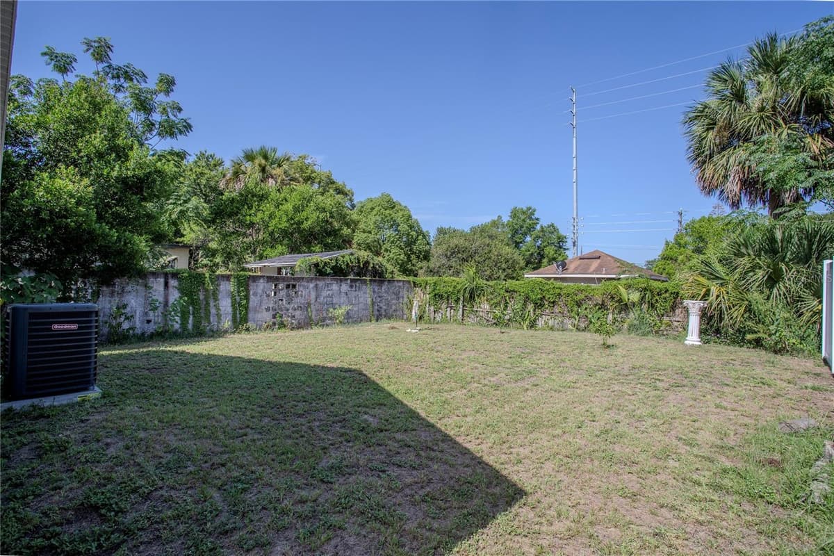 1202 DEWEY STREET — photo 21 of 30