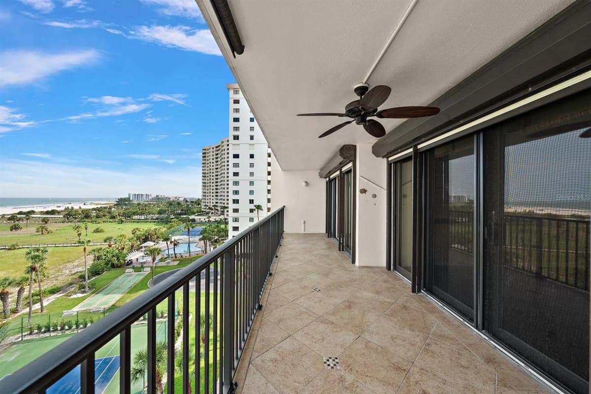 1250 GULF BOULEVARD — photo 13 of 32