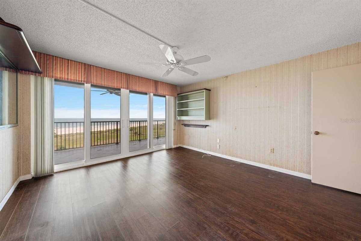 1250 GULF BOULEVARD — photo 15 of 32