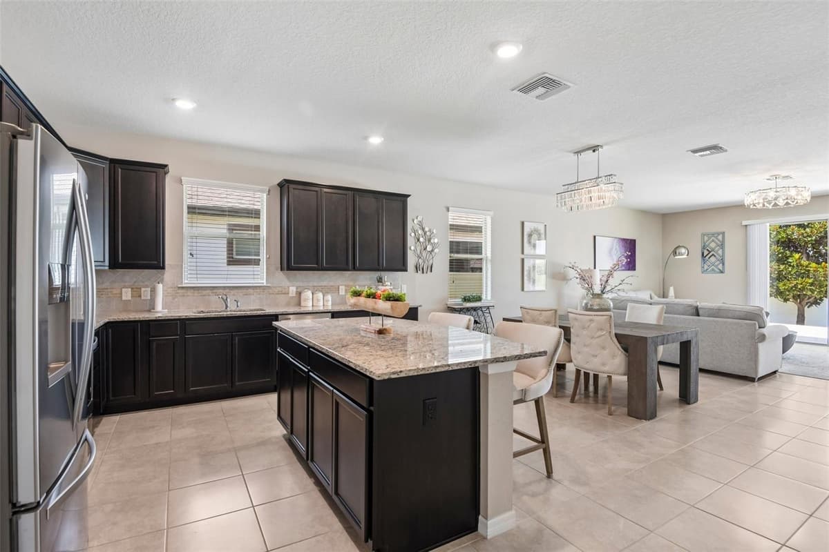 7873 YALE HARBOR DRIVE — photo 9 of 26