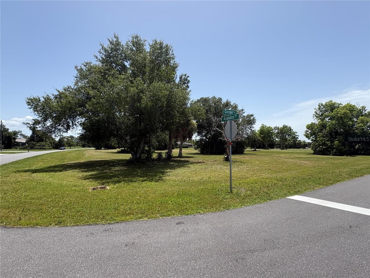 16842 ACAPULCO ROAD — photo 4 of 9