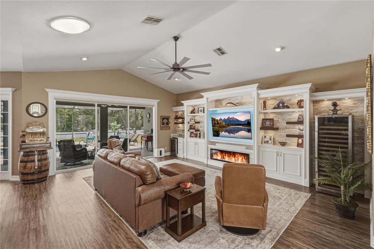 37405 HIGHRIDGE DRIVE — photo 10 of 90