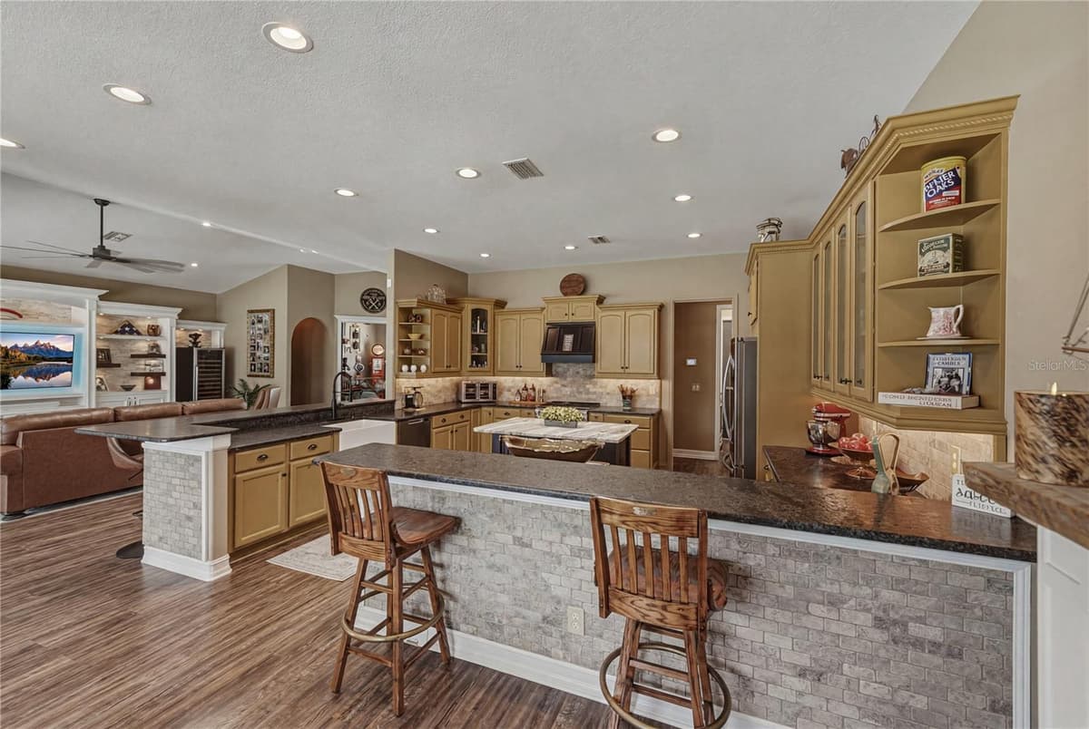 37405 HIGHRIDGE DRIVE — photo 22 of 90