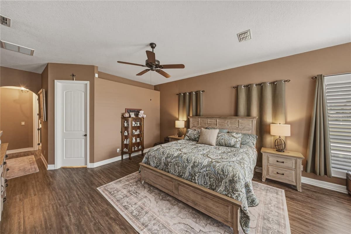 37405 HIGHRIDGE DRIVE — photo 33 of 90
