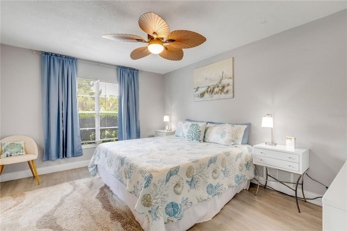 2952 CARRIAGE DRIVE — photo 14 of 35
