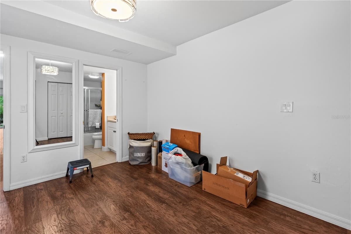 1215 55TH STREET — photo 14 of 24