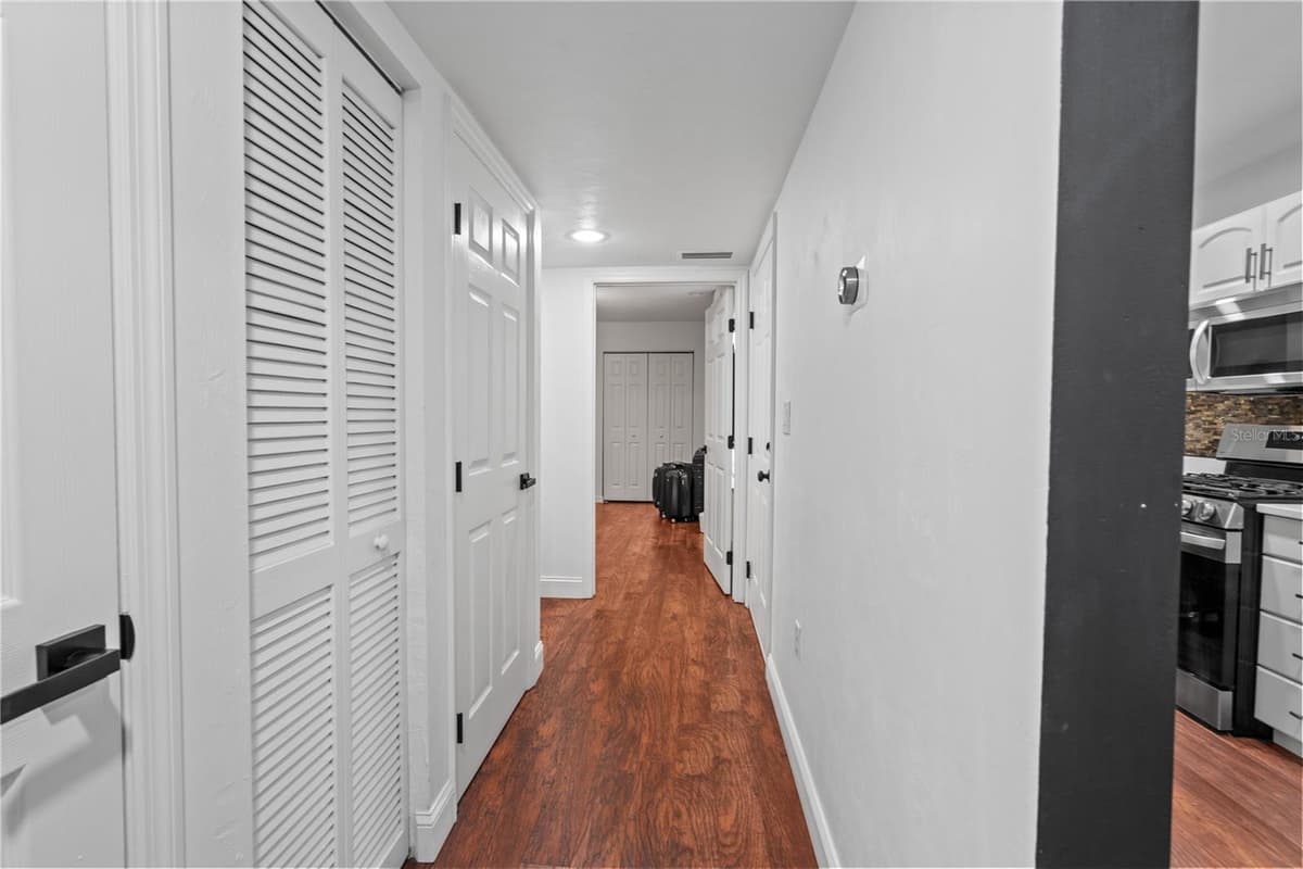 1215 55TH STREET — photo 11 of 24