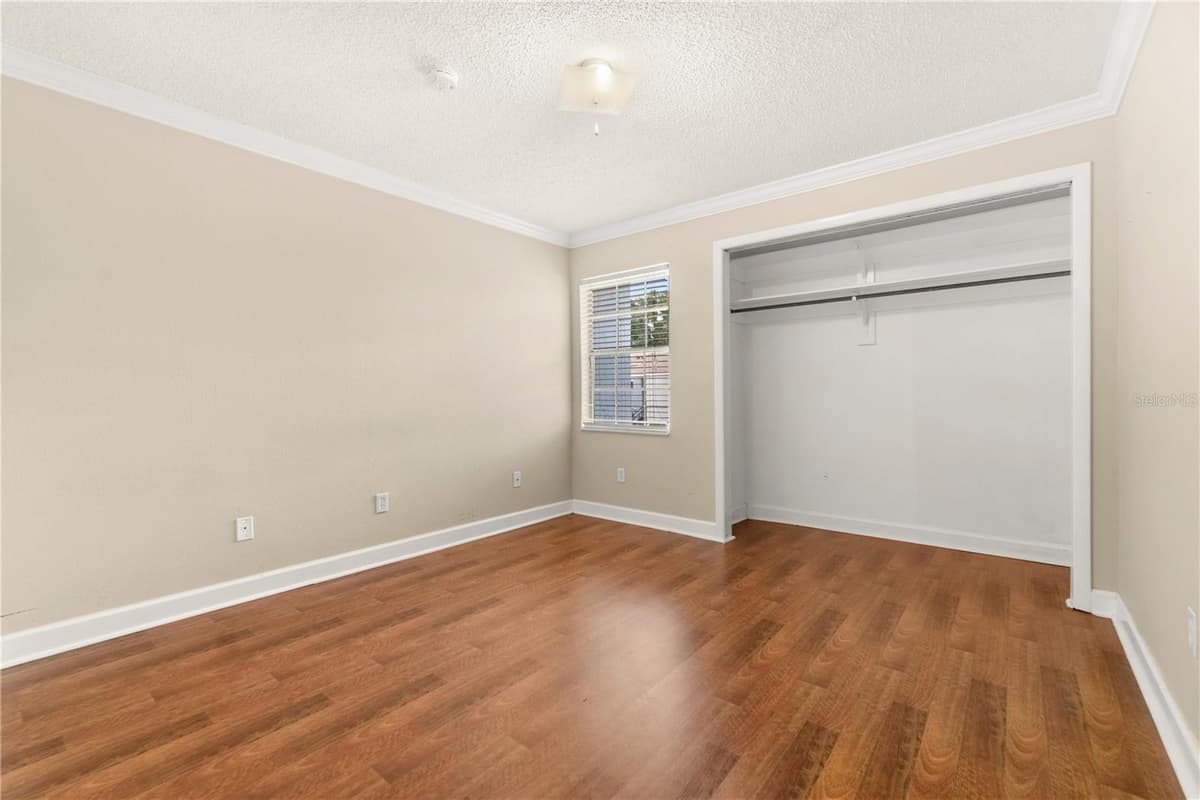 3823 OAK DRIVE — photo 16 of 31