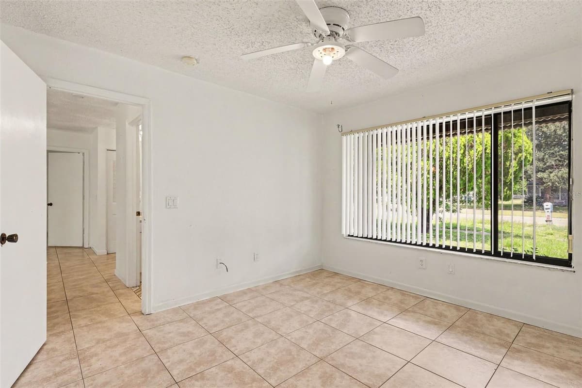 997 MARIPOSA DRIVE — photo 19 of 26