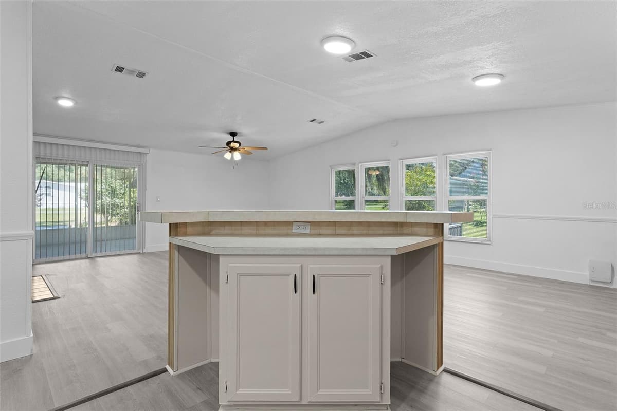 27817 PELICAN ISLE DRIVE — photo 5 of 50
