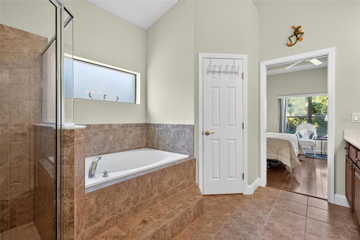 3164 CONNEMARA DRIVE — photo 29 of 53