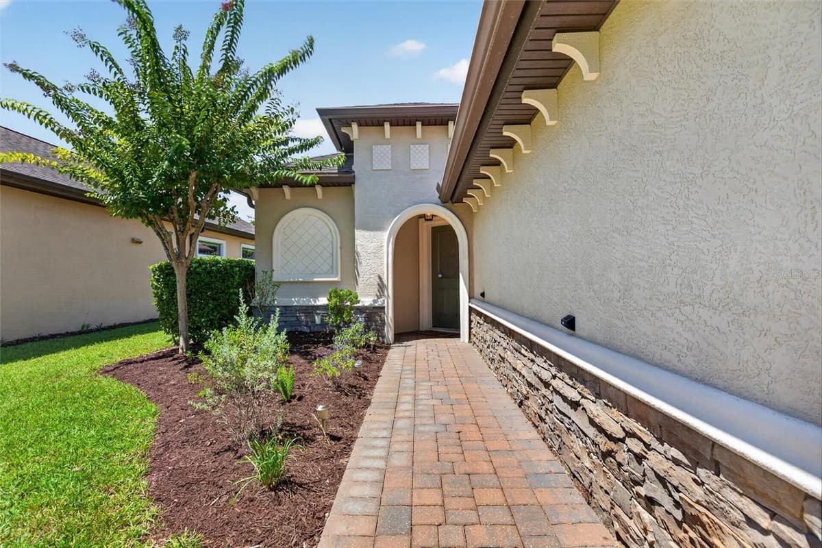 3164 CONNEMARA DRIVE — photo 5 of 53