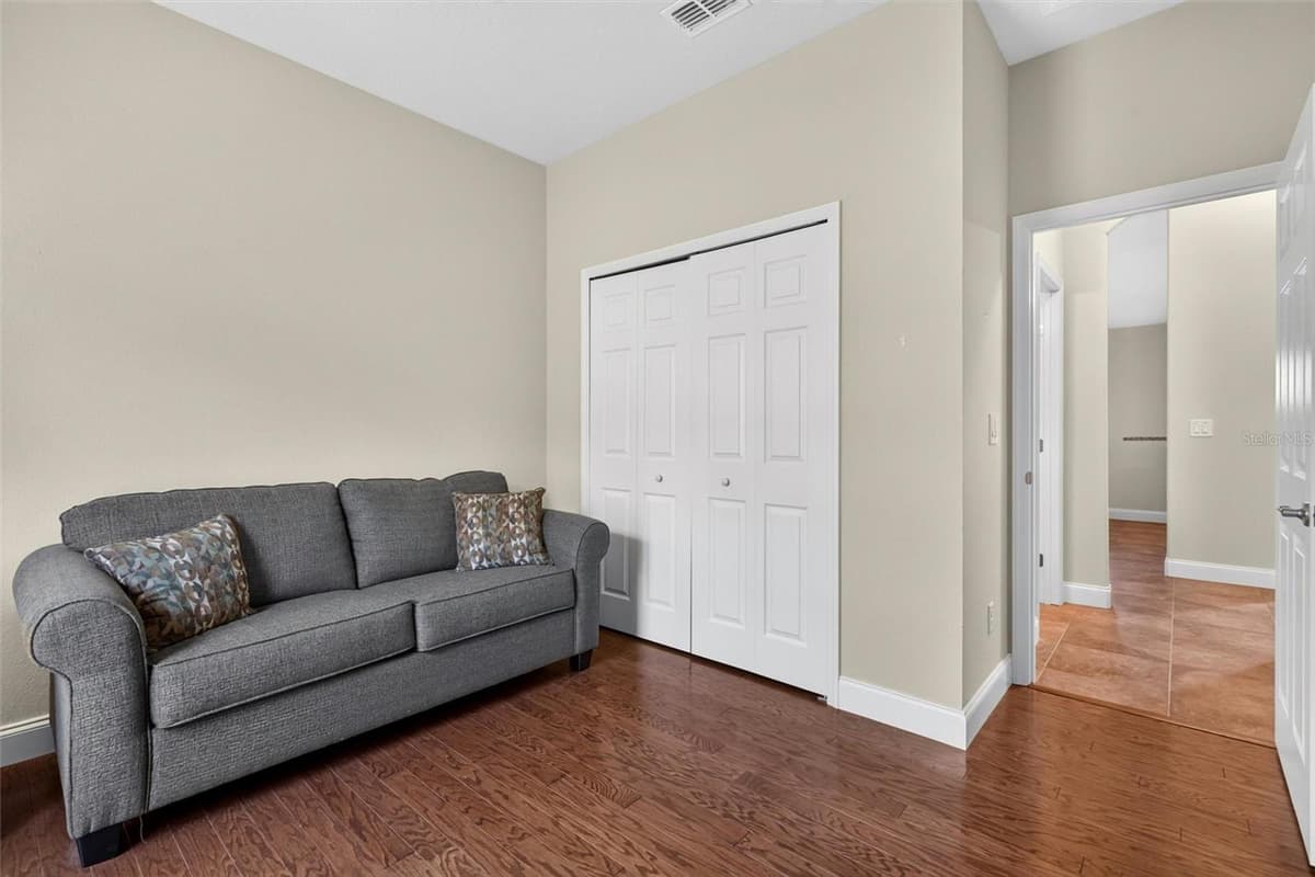 3164 CONNEMARA DRIVE — photo 34 of 53