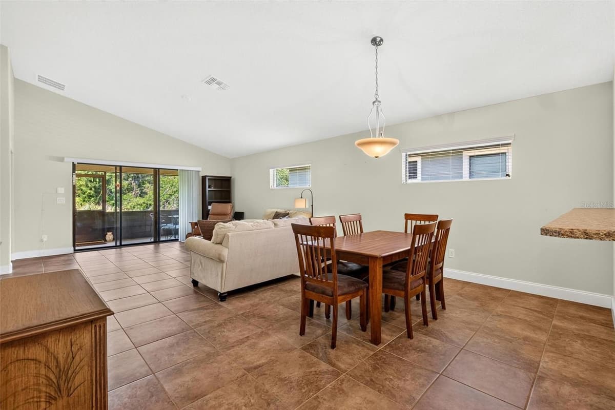 3164 CONNEMARA DRIVE — photo 18 of 53