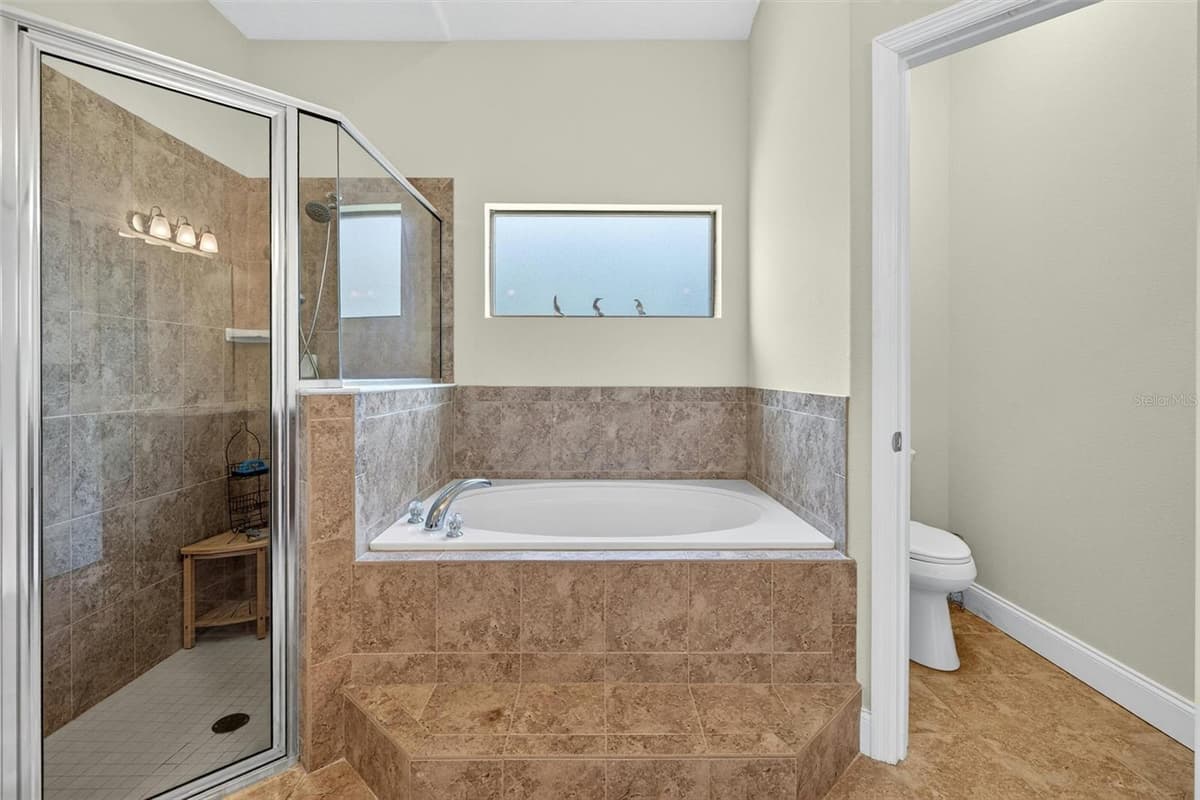 3164 CONNEMARA DRIVE — photo 28 of 53
