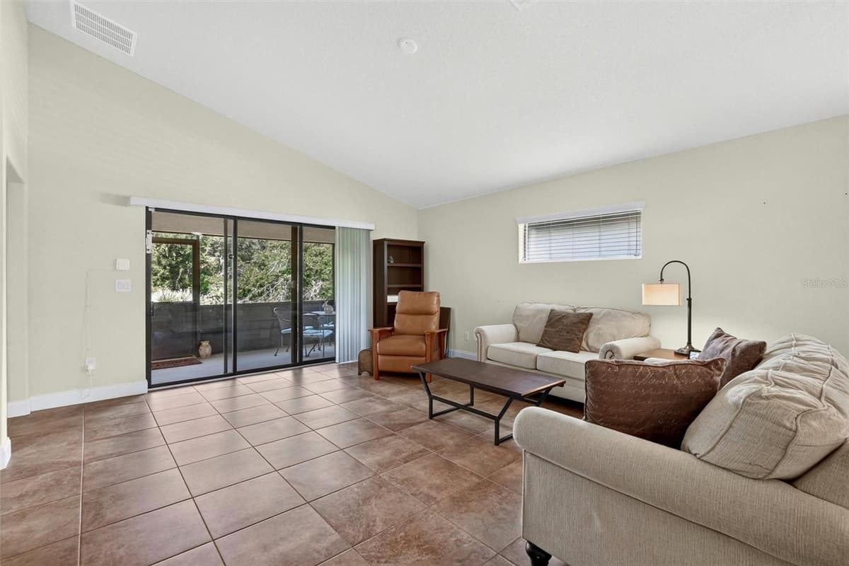3164 CONNEMARA DRIVE — photo 19 of 53