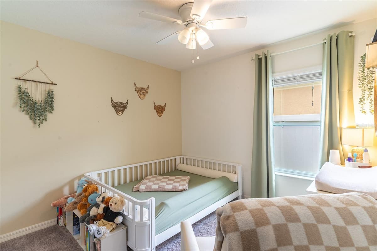 615 VALRI PARK DRIVE — photo 15 of 37