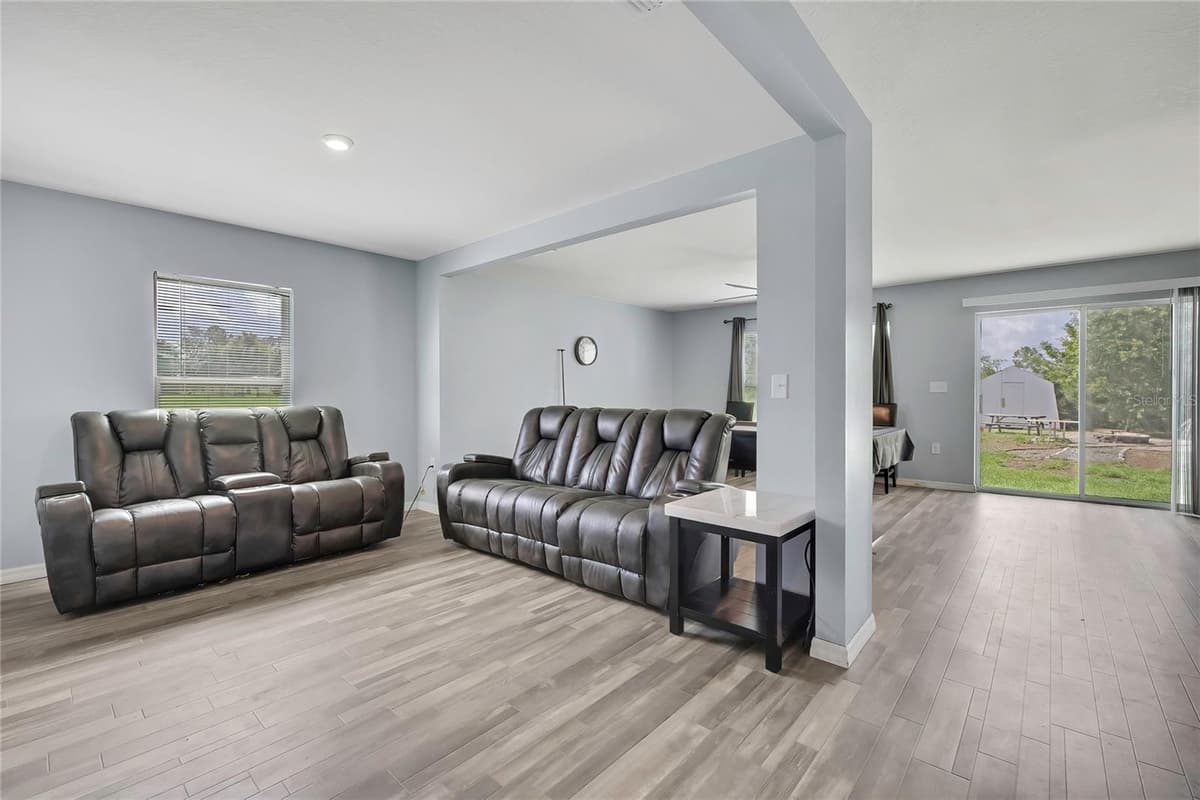 13134 OSPREY AVENUE — photo 16 of 24