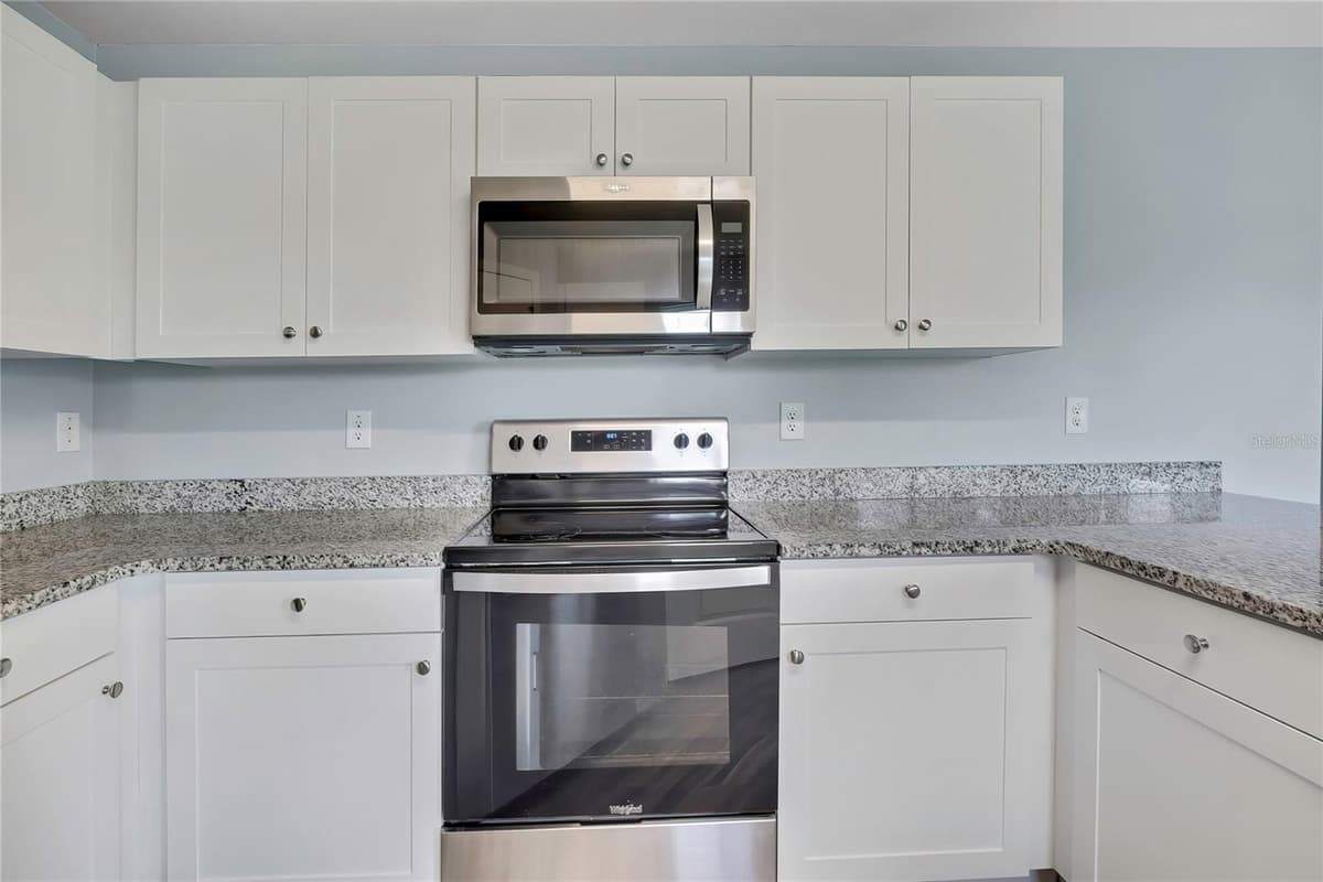 13134 OSPREY AVENUE — photo 21 of 24