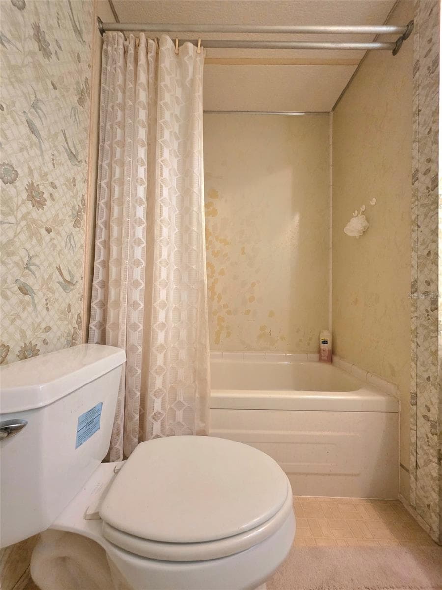 33600 ISABELLE DRIVE — photo 37 of 61