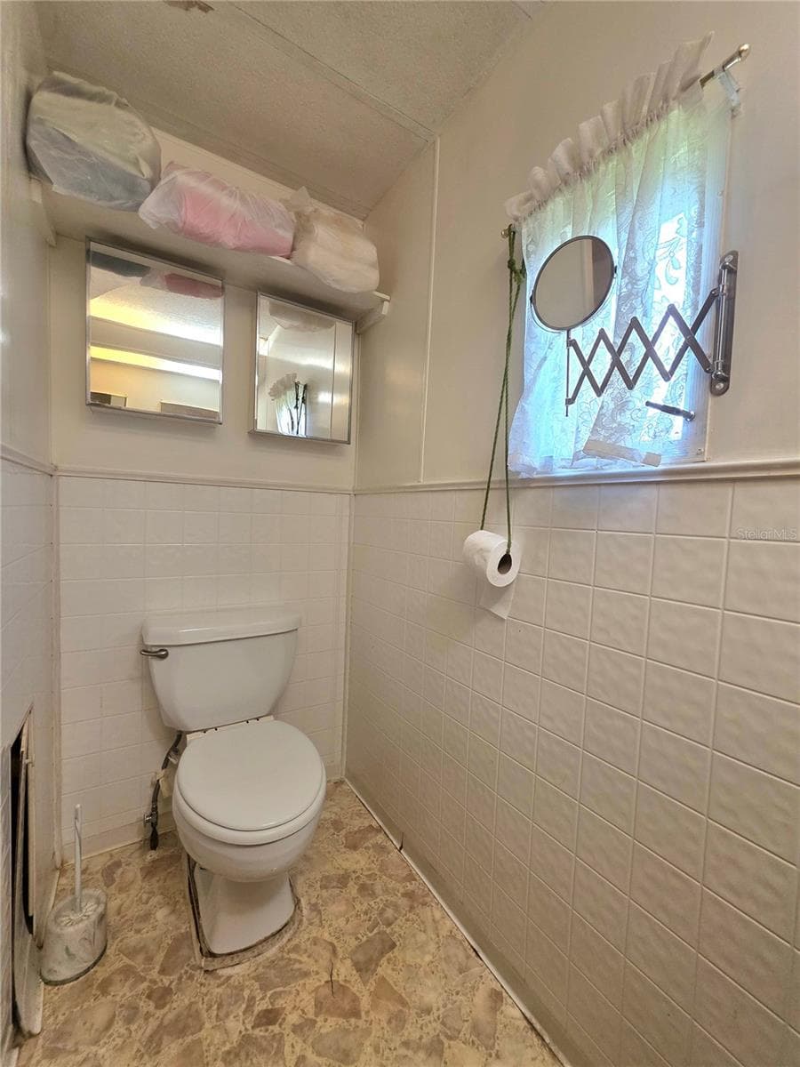 33600 ISABELLE DRIVE — photo 26 of 61