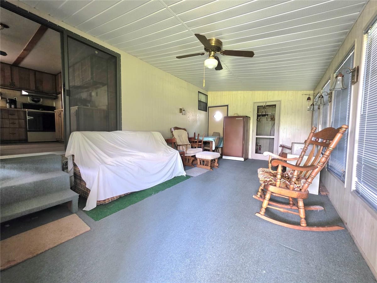 33600 ISABELLE DRIVE — photo 41 of 61