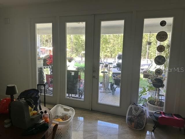 5040 48TH COURT — photo 11 of 47