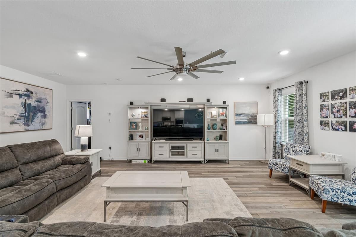 10501 RED COACH STREET — photo 24 of 100
