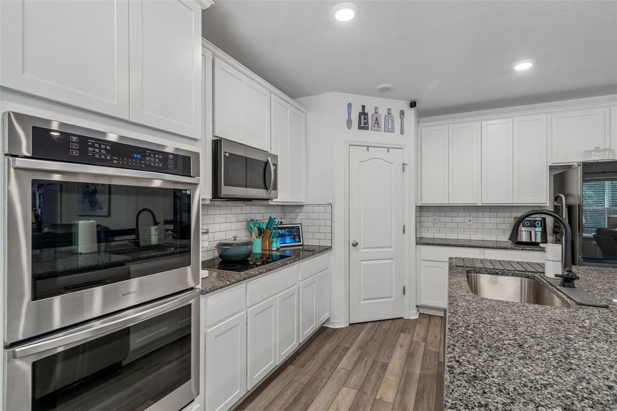 10501 RED COACH STREET — photo 31 of 100