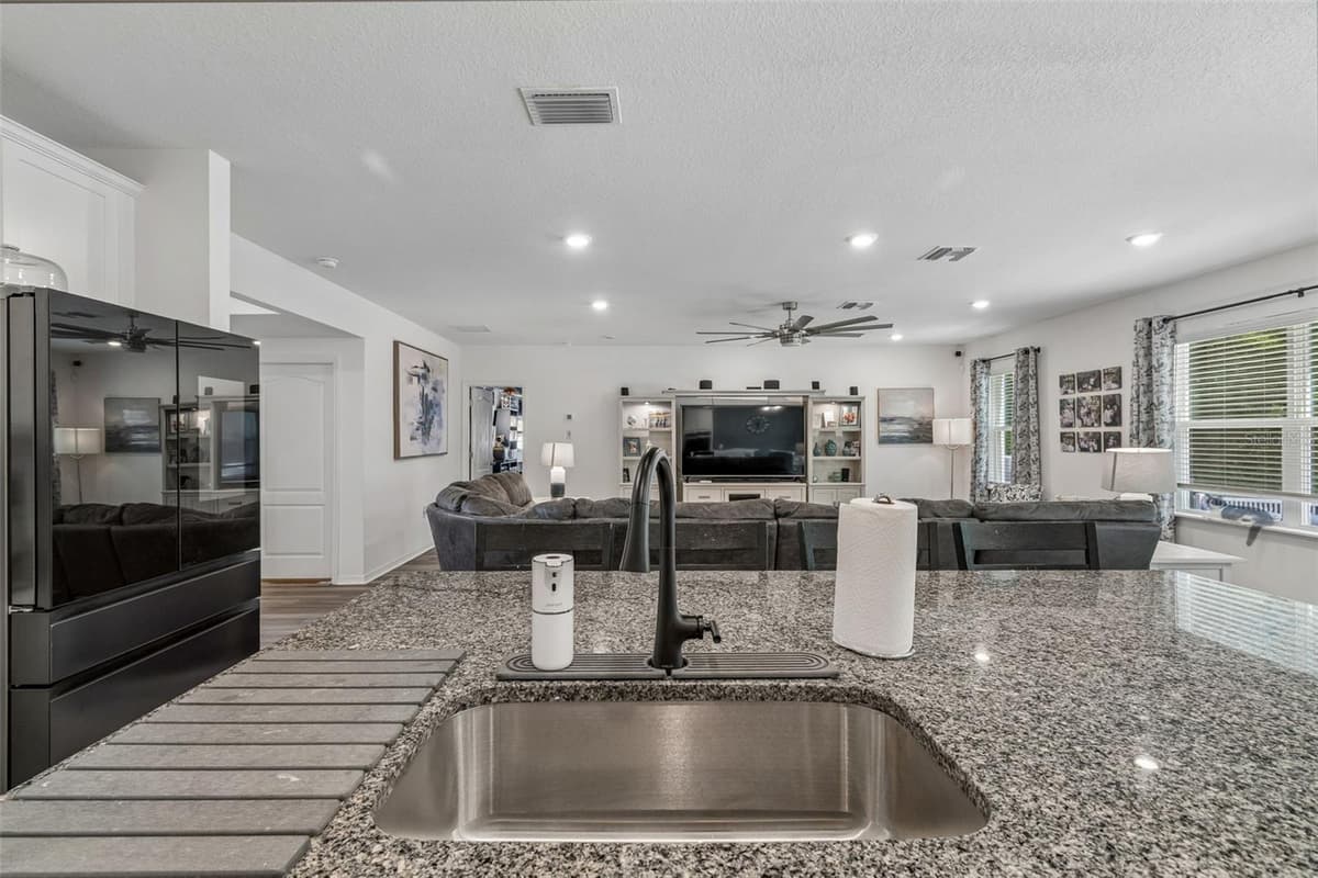 10501 RED COACH STREET — photo 36 of 100