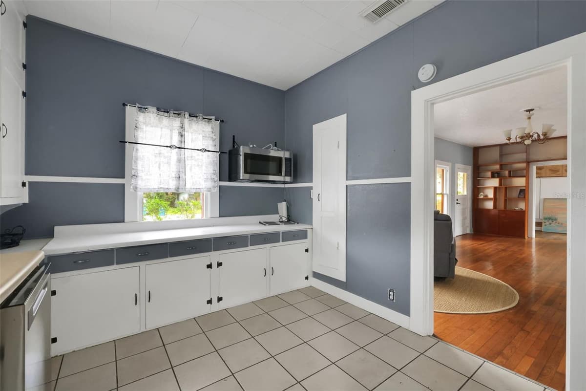 742 HIBISCUS AVENUE — photo 6 of 21