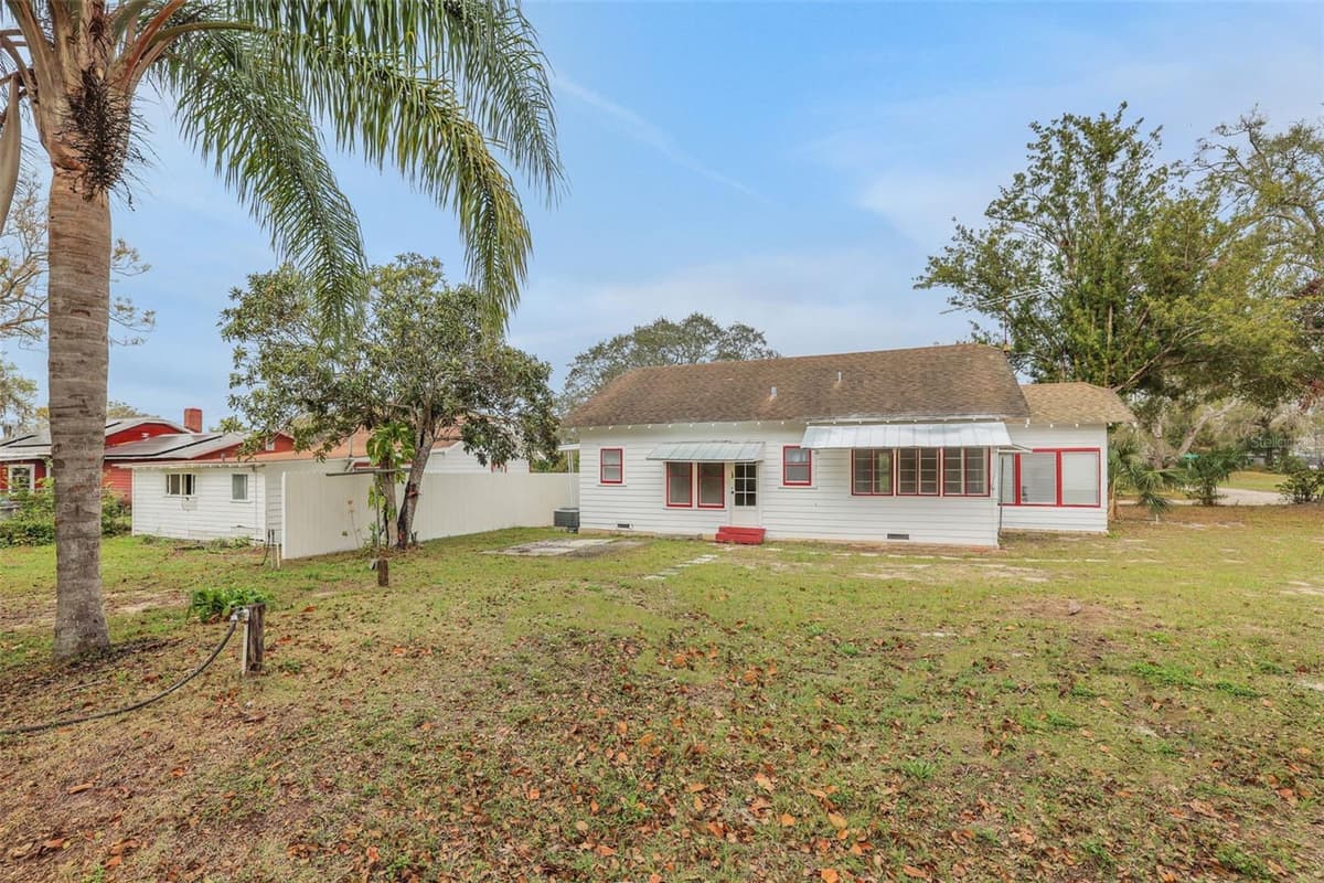 742 HIBISCUS AVENUE — photo 14 of 21