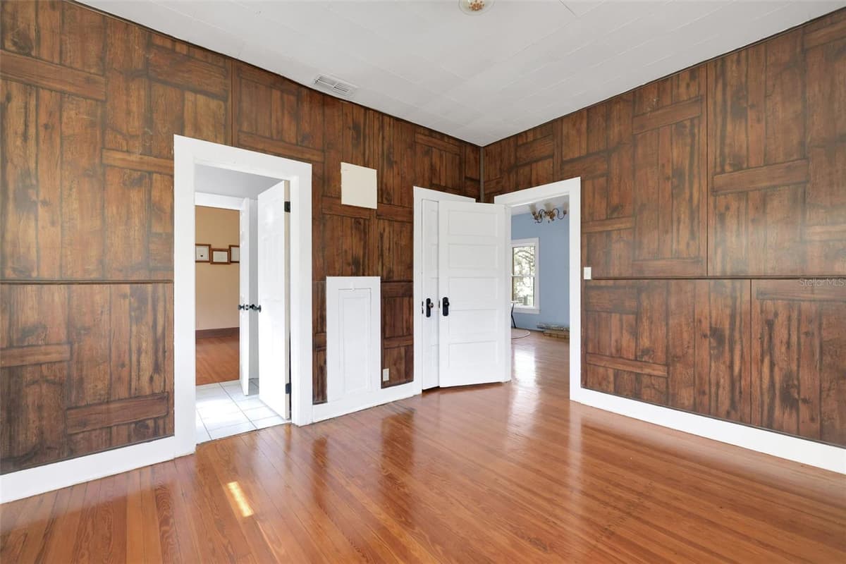 742 HIBISCUS AVENUE — photo 12 of 21