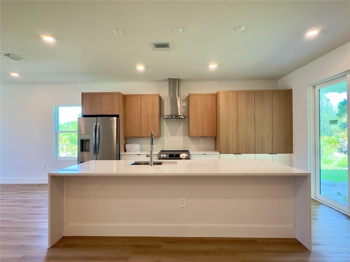 140 LINDA LEE DRIVE — photo 15 of 72