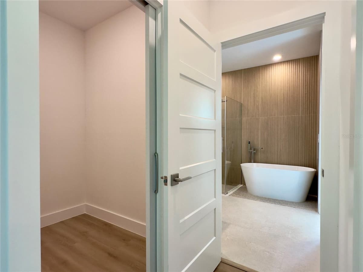 140 LINDA LEE DRIVE — photo 38 of 72